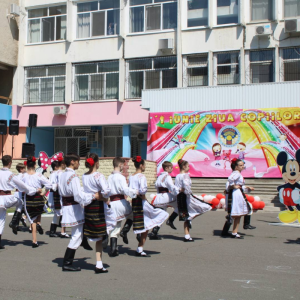 Activitate cultural -artistică ,,ZÂMBETUL copilăriei”