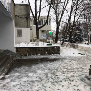 Deszăpezirea teritoriului adiacent al CCC GHIOCEL